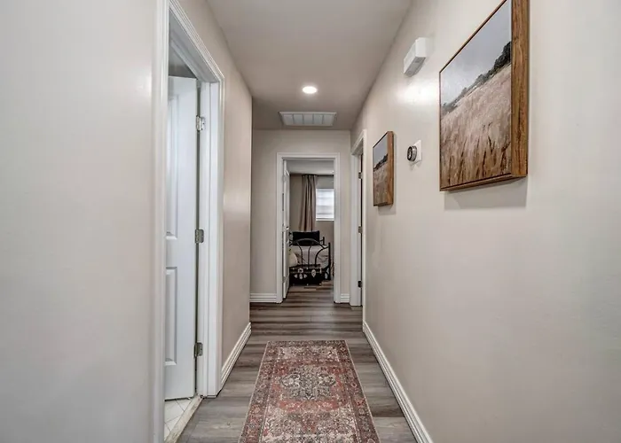 Modern Retreat In The Heart Of With Garage *